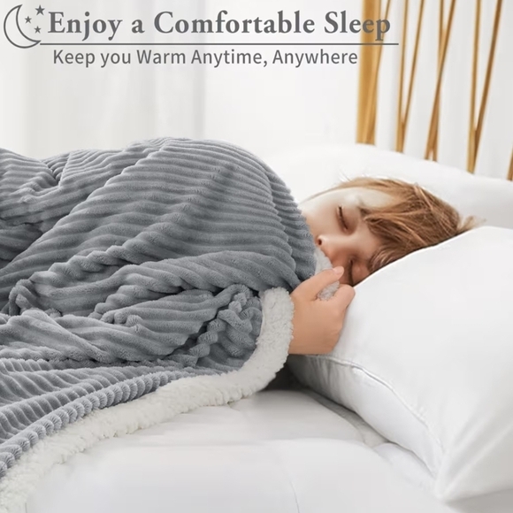 Gray Sherpa Fleece Blanket - Picture 5 of 8
